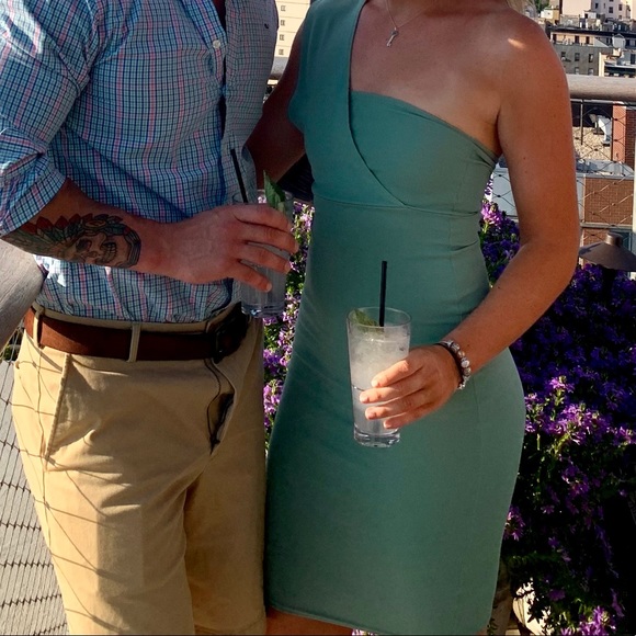 PrettyLittleThing Dresses & Skirts - Pretty little thing dress